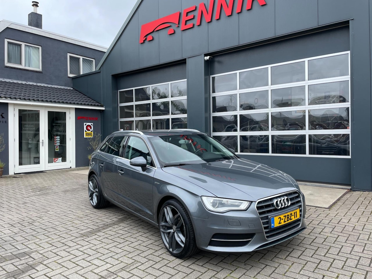 Audi A3 Sportback - 1.4 TFSI Attraction Pro Line Plus g-tron Trekhaak - AutoWereld.nl
