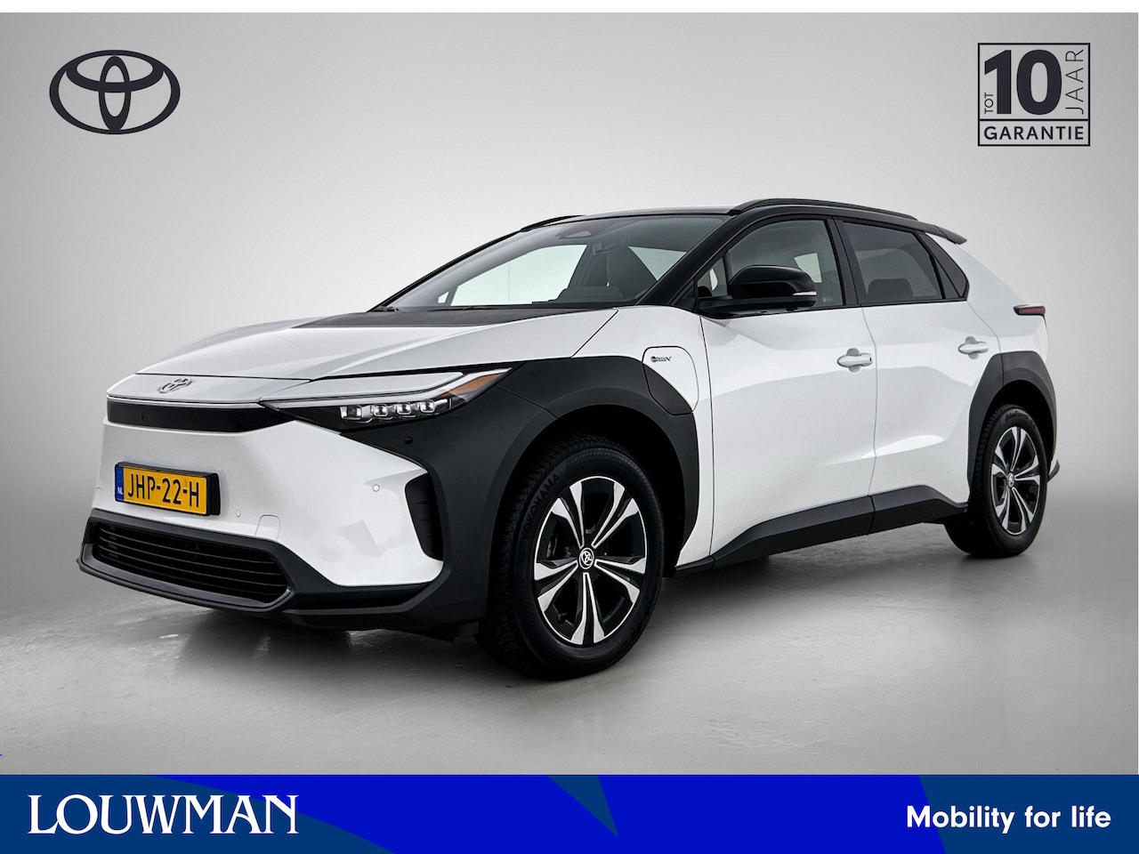 Toyota bZ4X - Dynamic 71 kWh Bi-Tone | BTW voertuig | Panoramadak | Stoel+stuurverwarming | 360 Camera | - AutoWereld.nl