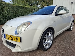 Alfa Romeo MiTo - 1.4 Distinctive CLIMAT/CRUISE/PDC.A 79PK