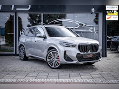 BMW X1 - XDrive25e M Sport|Shadowline|InnovationPack|Leder|Panoramadak|CarPlay|Memory|Camera|Dealer