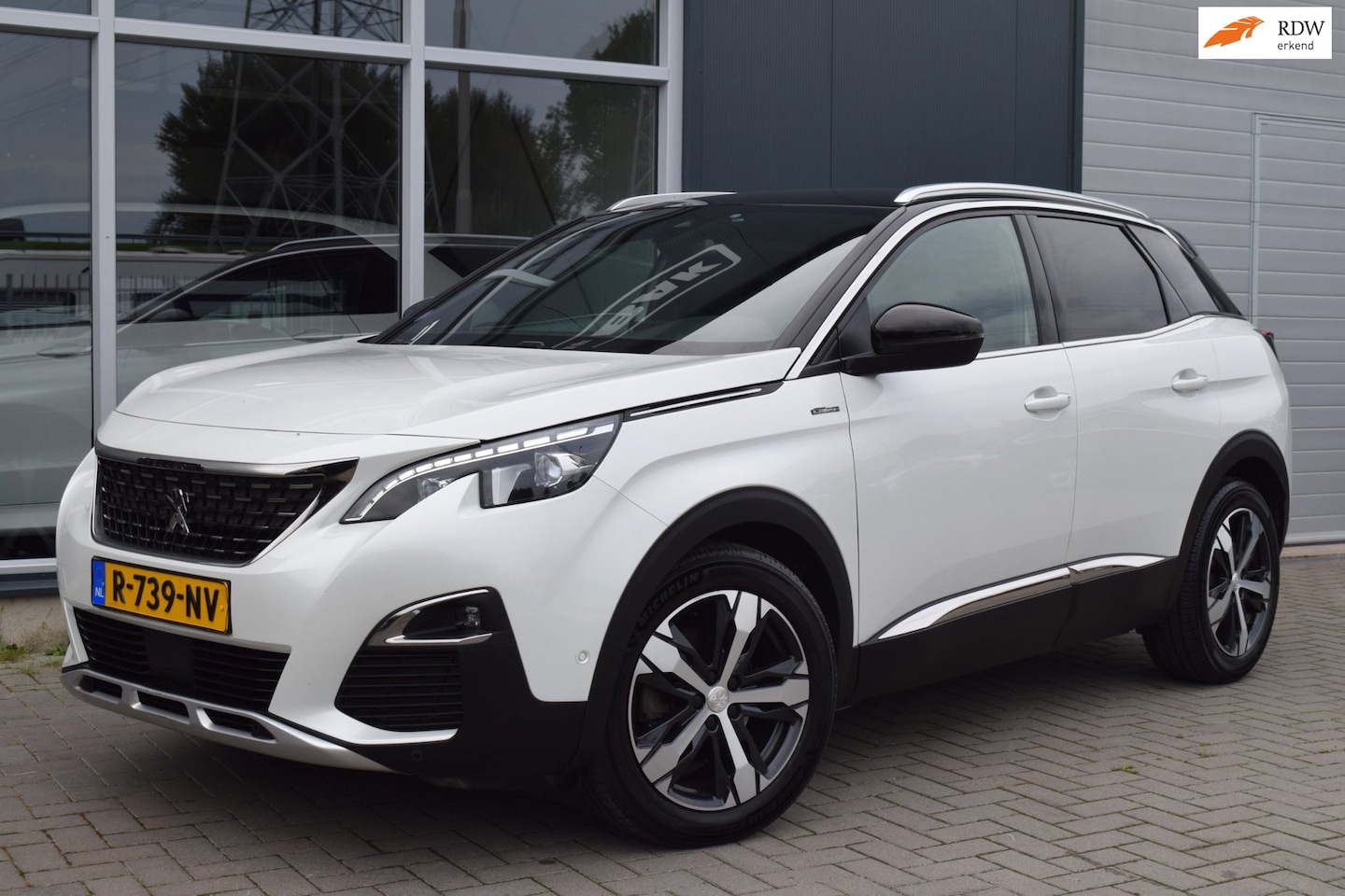 Peugeot 3008 - 1.6 e-THP GT Line | Automaat | LED | APK 10-2027 - AutoWereld.nl