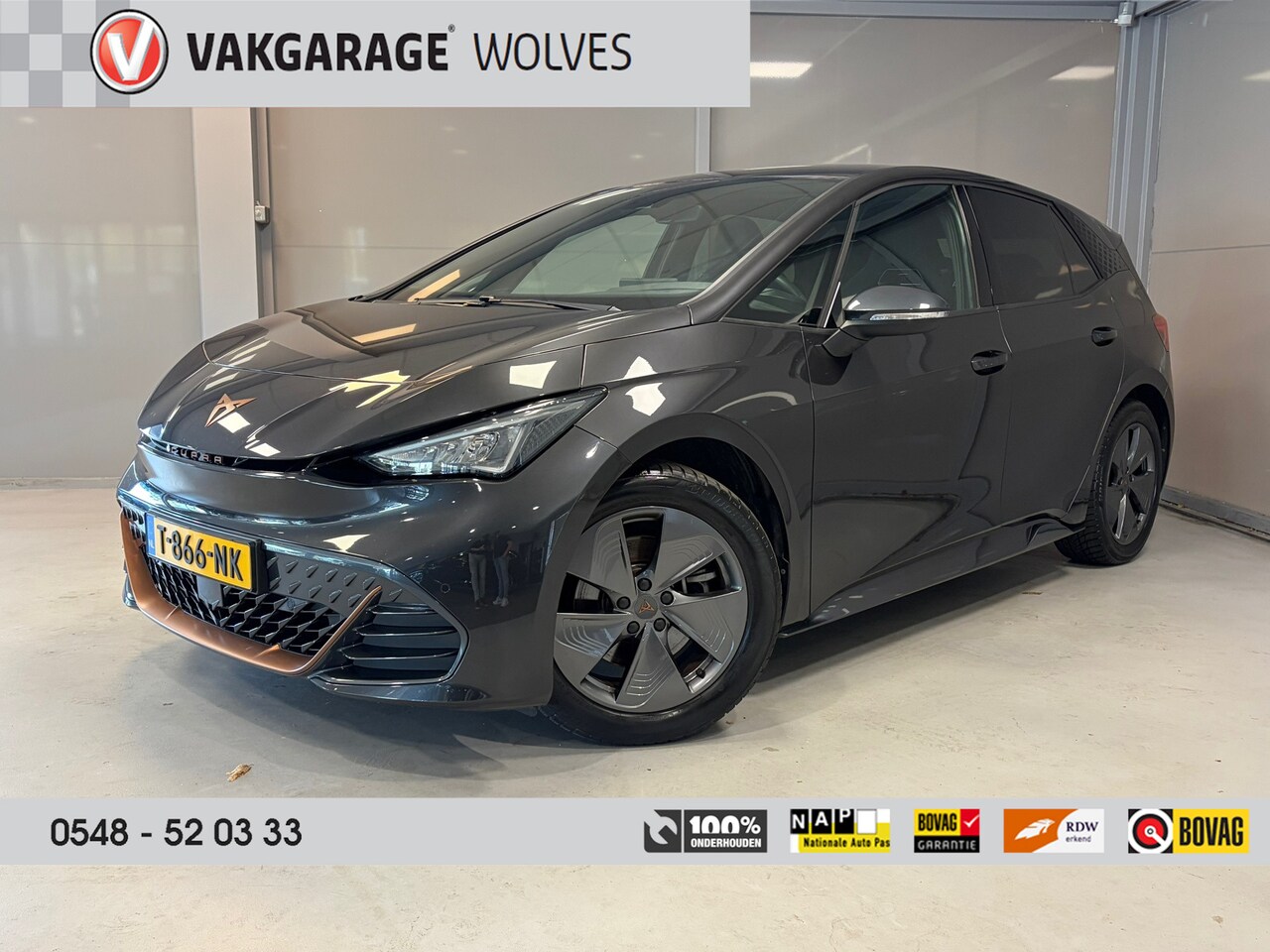 CUPRA Born - Essential 62 kWh | LED | CAR PLAY | 18" LM VELGEN | SOH 92% | - AutoWereld.nl