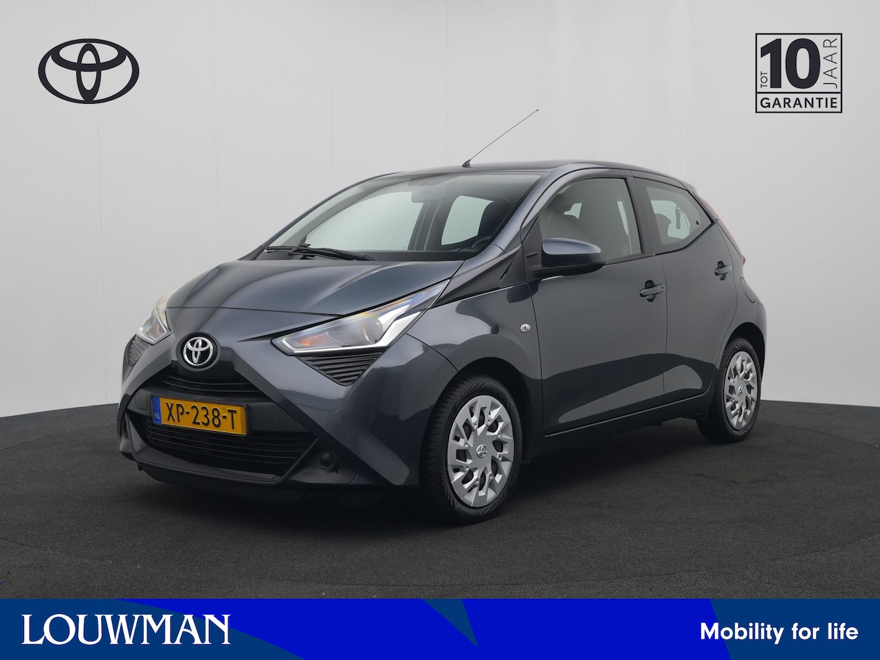 Toyota Aygo - 1.0 VVT-i x-play | NL Auto | Dealer Onderhouden | Airco | - AutoWereld.nl