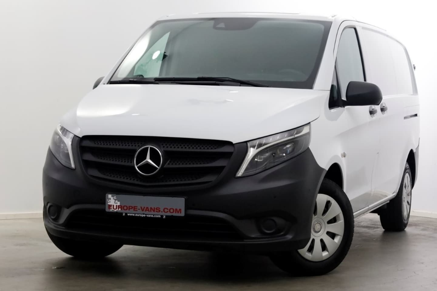 Mercedes-Benz Vito - 114 CDI 136pk RWD Lang LED/Airco/2x Schuifdeur 12-2022 - AutoWereld.nl