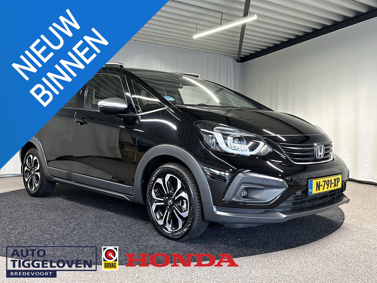 Honda Jazz - 1.5 e:HEV Crosstar Automaat | Navi | Achteruitrijcamera - AutoWereld.nl