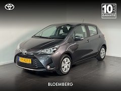 Toyota Yaris - 1.5 VVT-i Aspiration | Trekhaak | All Seasons | Cruise Control | Navigatie |