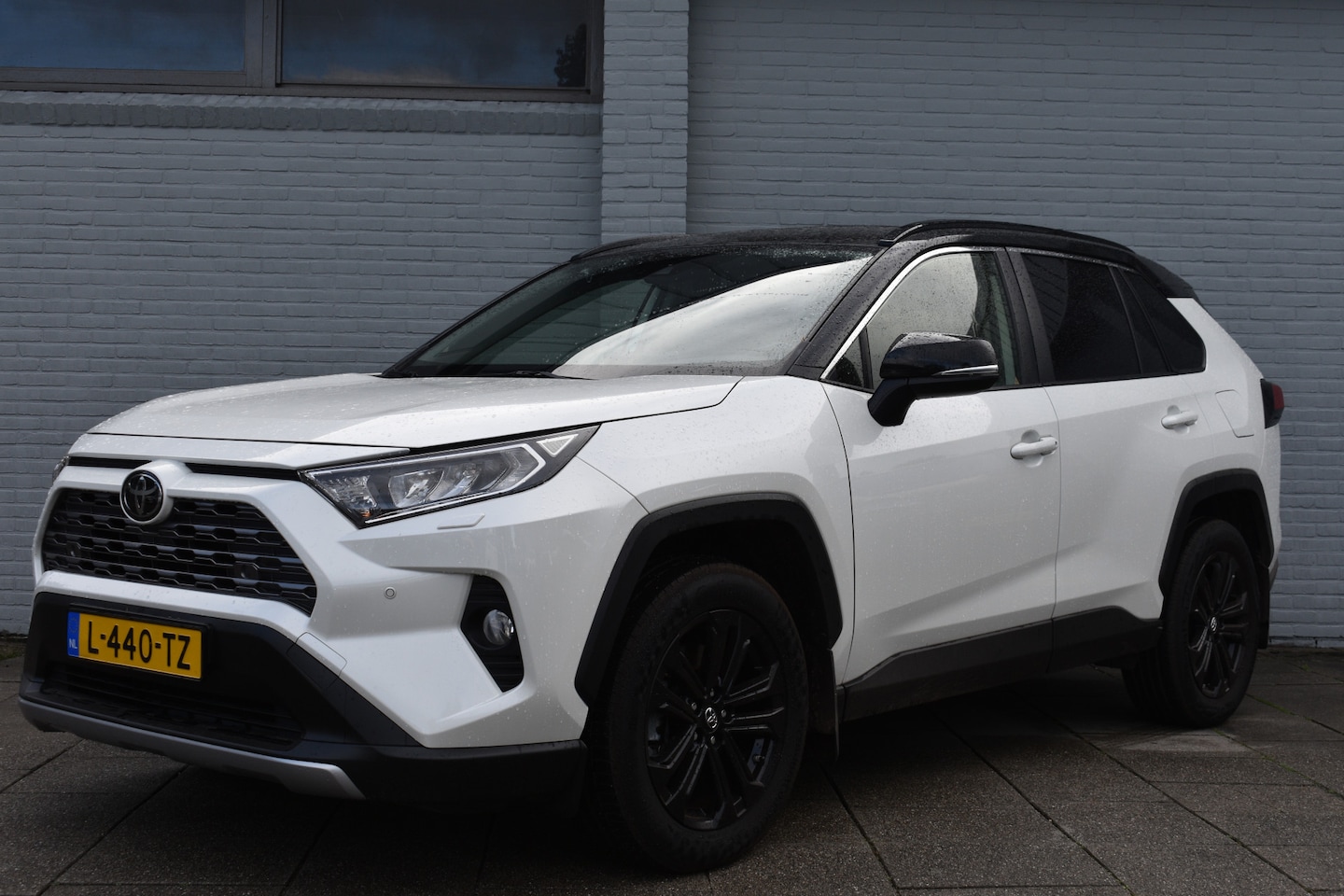 Toyota RAV4 - 2.0 VVT-iE Dynamic Limited Autmaat 176pk | Alarm Klasse 3 | Stuur- & Stoelverwarming | App - AutoWereld.nl