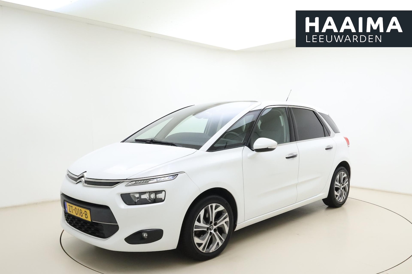 Citroën C4 Picasso - 1.6 e-THP Intensive | Automaat | Climate control | Verwarmbare voorstoelen | Achteruitrijc - AutoWereld.nl