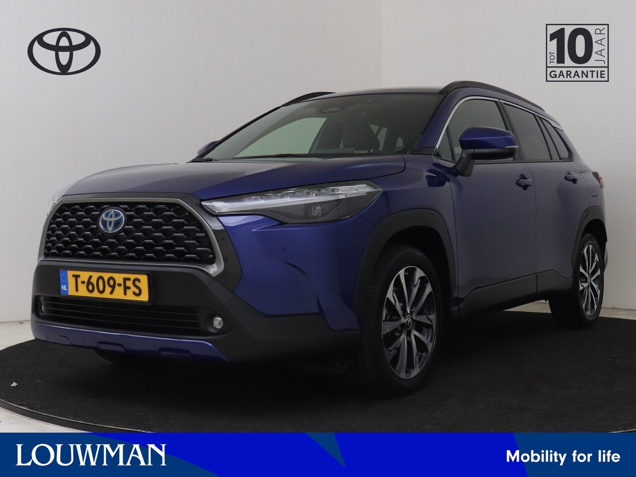 Toyota Corolla Cross - 2.0 High Power Hybrid First Edition | Dealer Onderhouden | Dodehoek detectie | Half ledere - AutoWereld.nl