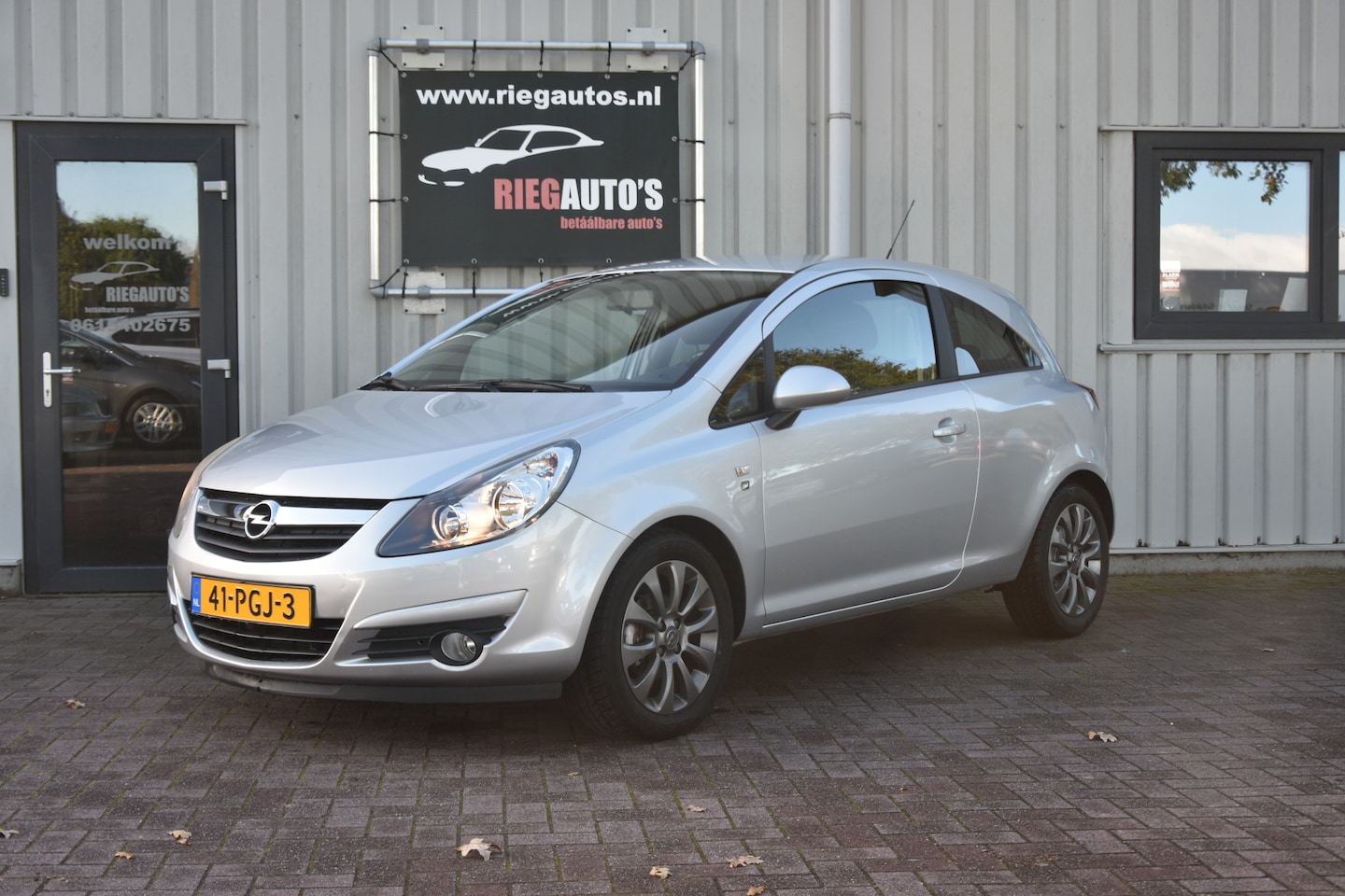 Opel Corsa - 1.4-16V '111' Edition Volautomaat. Android, Cruise, Airco!! - AutoWereld.nl