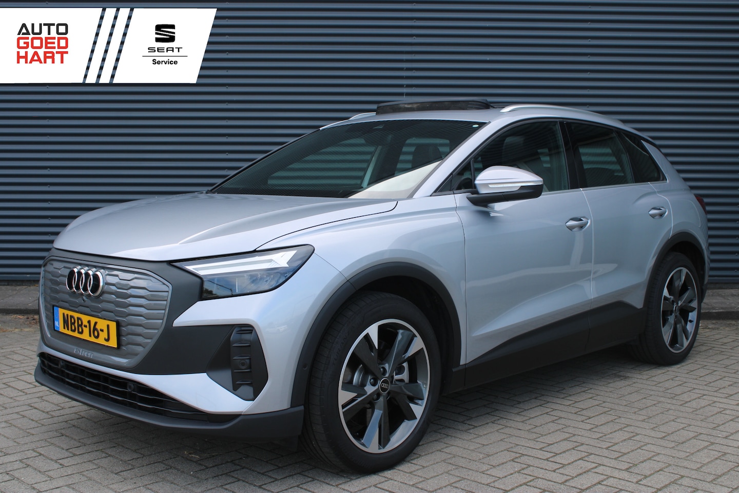 Audi Q4 e-tron - 40 S edition 77 kWh S-line Panoramadak Camera Adap-Cruise Stoelverwarming - AutoWereld.nl