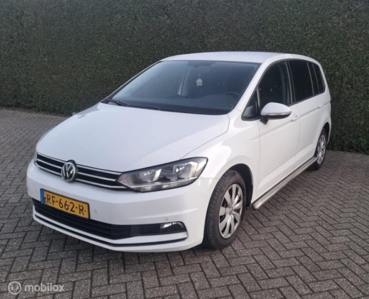 Volkswagen Touran - 2.0 TDI SCR Comfortline 2.0 TDI SCR Comfortline - AutoWereld.nl