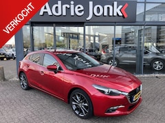 Mazda 3 - 3 2.0 SkyActiv-G 120 GT-M AUTOMAAT | TREKHAAK | 18" LM VELGEN | CAMERA | STOEL- en STUURVE