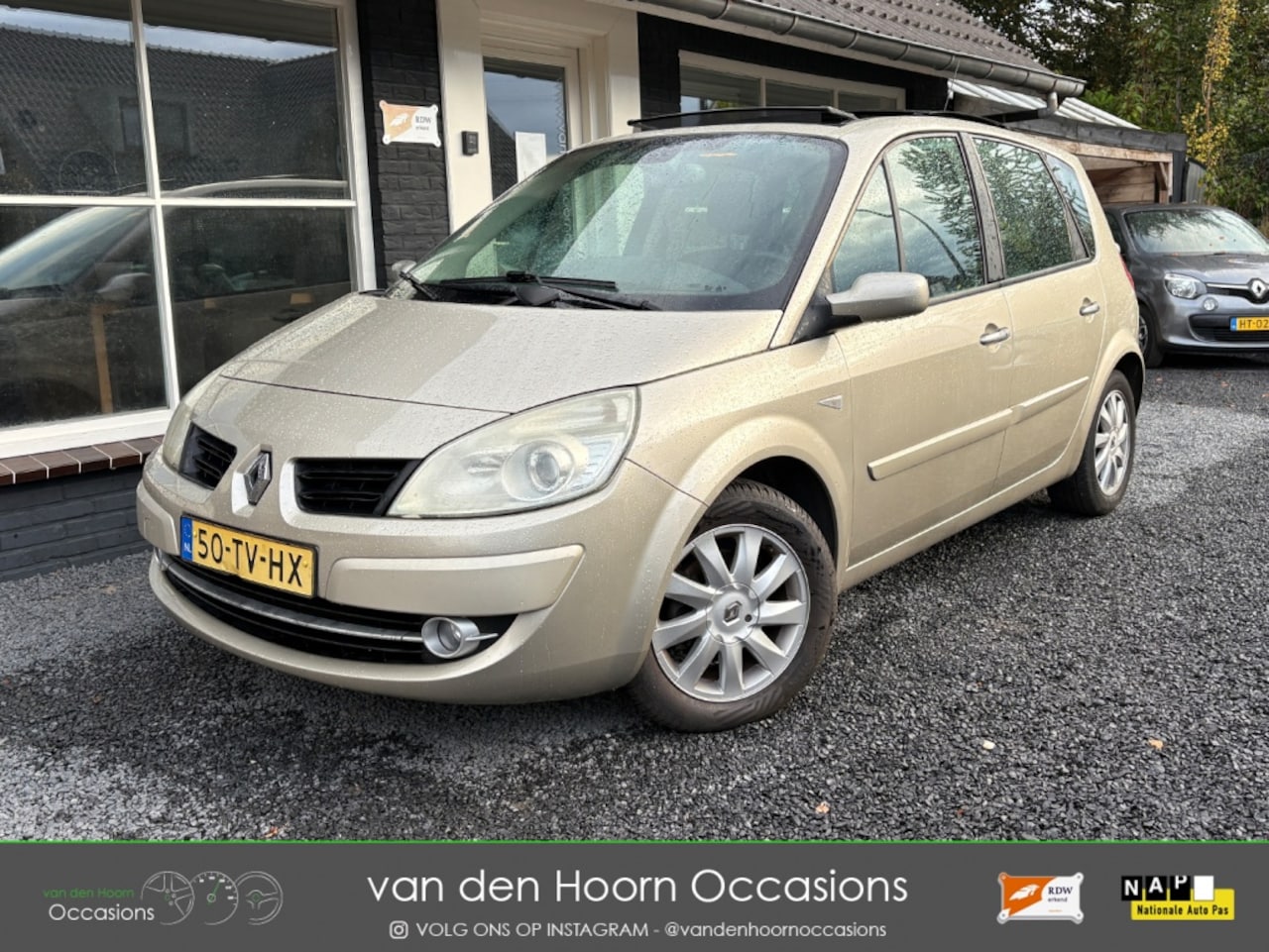 Renault Scénic - 1.6 SCHUIFDAK | CLIMA | CRUISE | TREKHAAK | PARKSENS - AutoWereld.nl