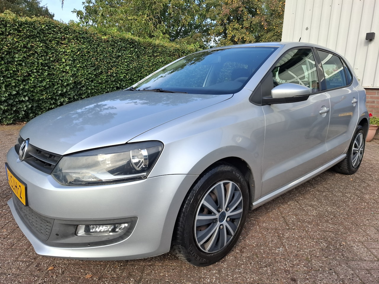 Volkswagen Polo - 1.4-16V AIRCO/CRUISE/CARPLAY NIEUWE APK 86PK - AutoWereld.nl