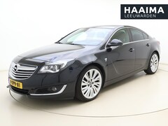 Opel Insignia - 1.6 Turbo Cosmo 170 PK | OPC line pakket | 20" lichtmetalen velgen | Lederen bekleding | N