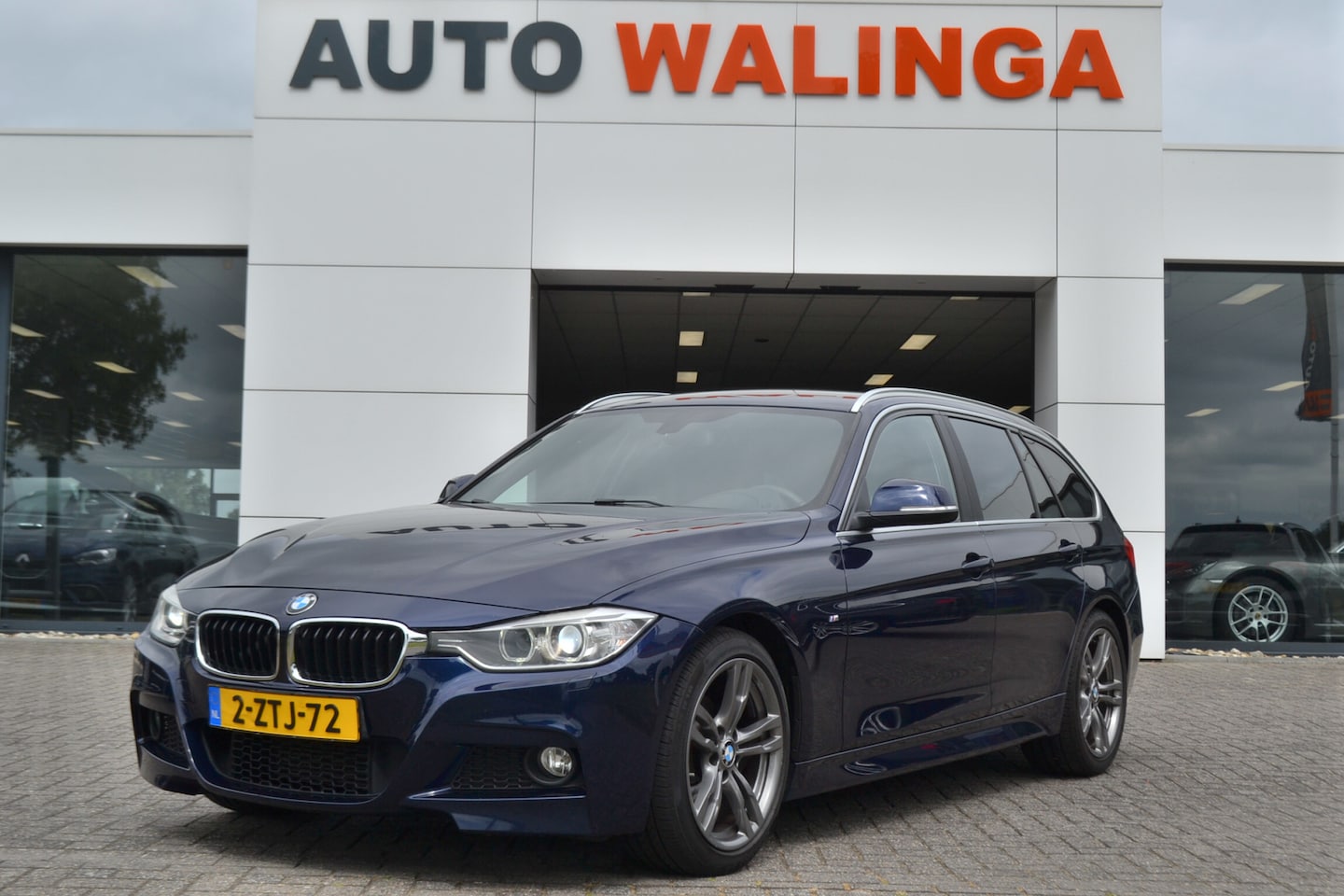 BMW 3-serie Touring - 320i M Sportpakket | Navigatie | Trekhaak | Bi Xenon | - AutoWereld.nl