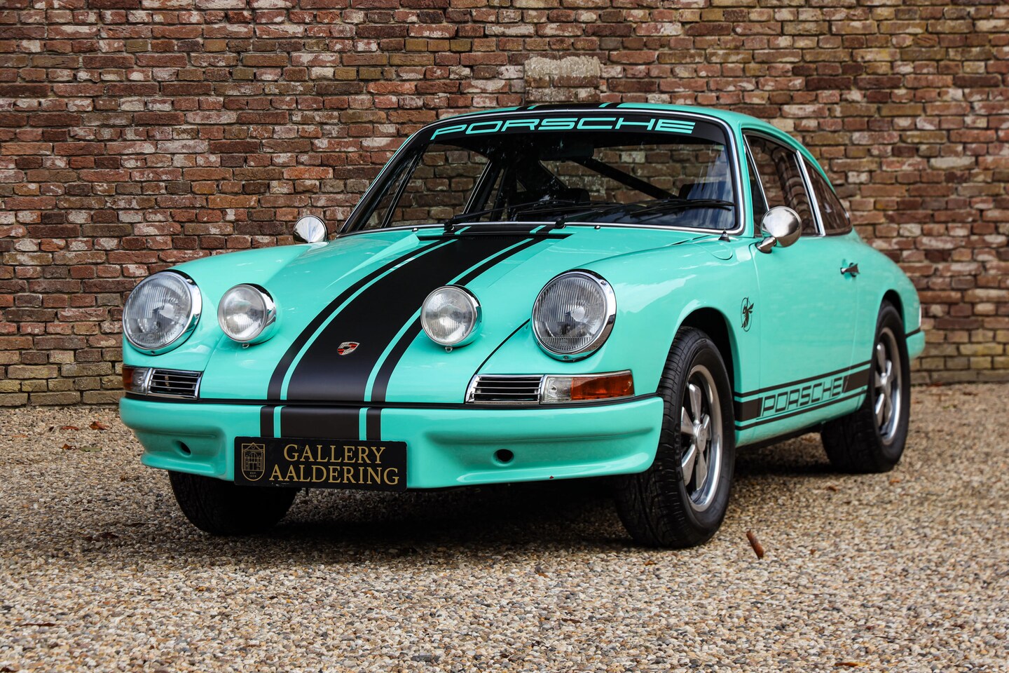 Porsche 912 - Coupe "A Bob Hahn restoration"" Fully restored and rebuilt several years ago by old-school - AutoWereld.nl