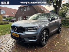 Volvo XC40 - 2.0 T5 AWD R-Design Intro Edition Aut. | Harman-Kardon | Adaptief | Dodehoek | 20 Inch | F