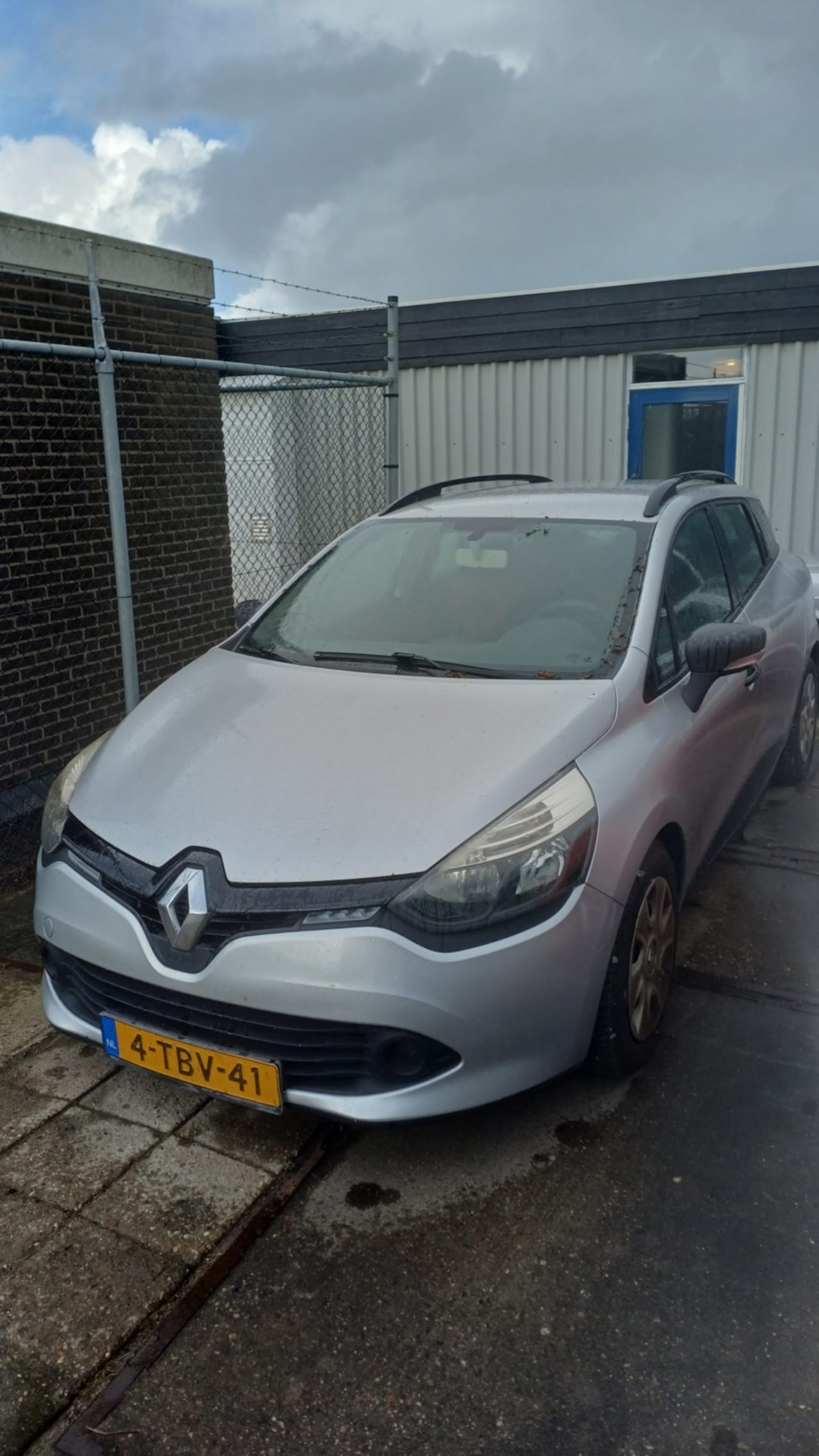 Renault Clio Estate - 1.5 dCi ECO Authentique EXPORT! TURBO ROOKT! - AutoWereld.nl