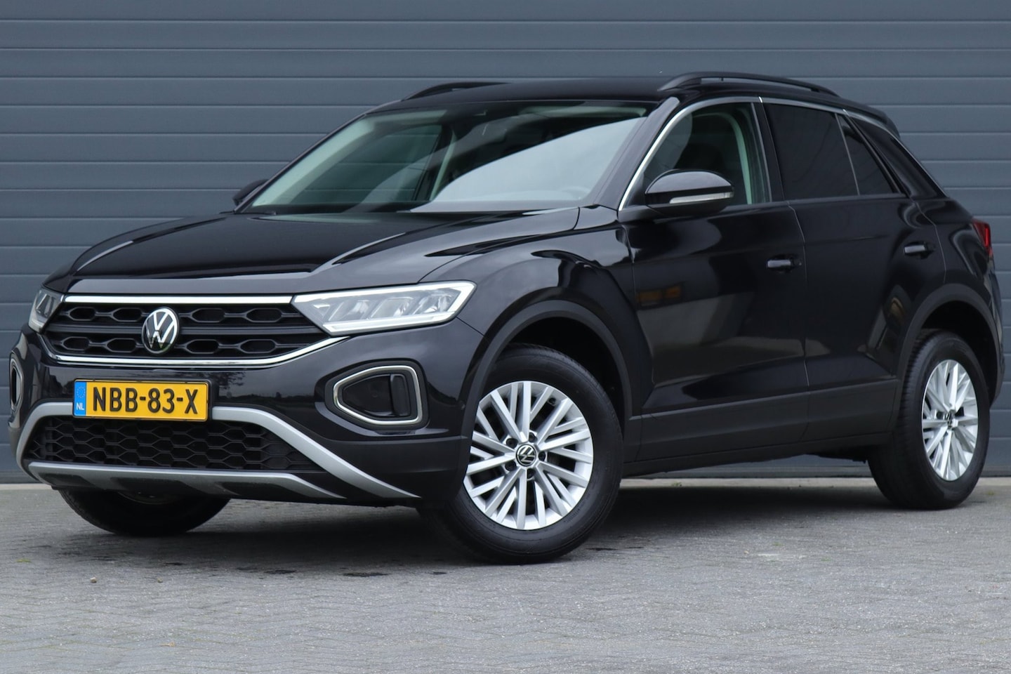 Volkswagen T-Roc - 1.0 TSI Carplay / Camera / keyless - AutoWereld.nl