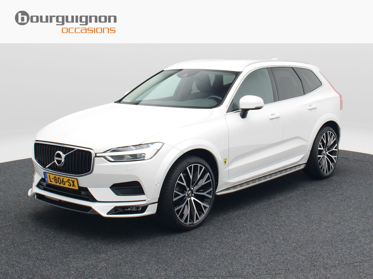 Volvo XC60 - 2.0 B5 250 Pk AWD Momentum Business | Heico Pakket | Stoel/Stuurverwarming | Leer | Camera - AutoWereld.nl