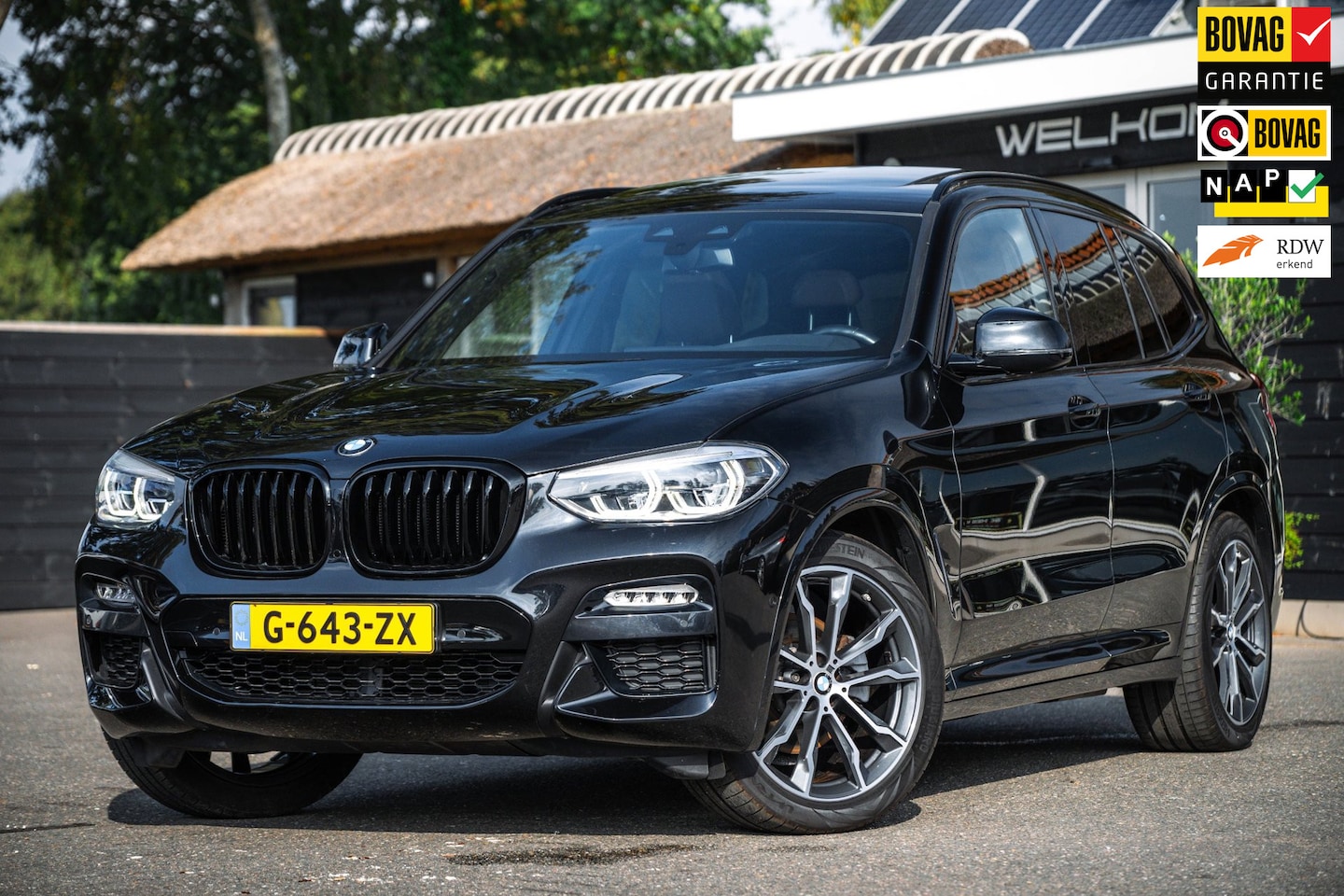 BMW X3 - Drive20i High Executive Edition I Pano I carplay I Leder I Shadowline I - AutoWereld.nl