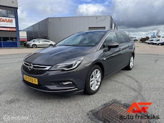 Opel Astra Sports Tourer - 1.6 CDTI Business+