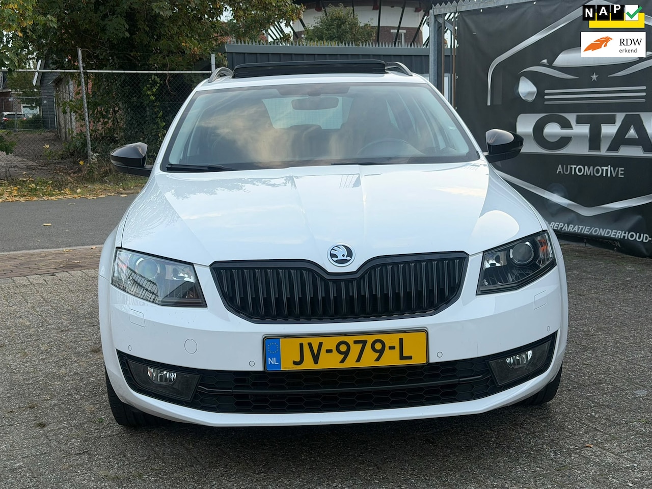 Skoda Octavia Combi - 1.0 TSI Greentech Ambition Business 1.0 TSI Greentech Ambition Business - AutoWereld.nl