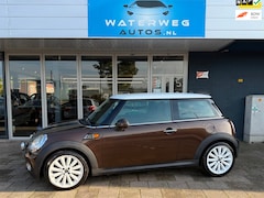 MINI 3-Deurs - 1.6 Cooper Mayfair AIRCO|LEDER|STOEL VERW.|APK TOT 18/10/2027