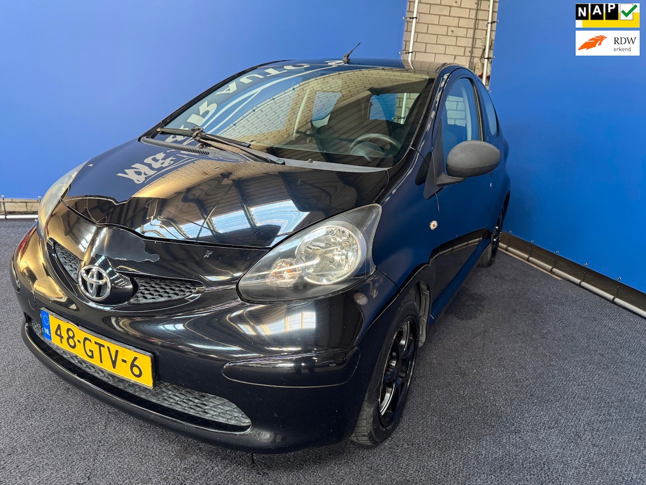 Toyota Aygo - 1.0-12V Nieuwe APK - AutoWereld.nl