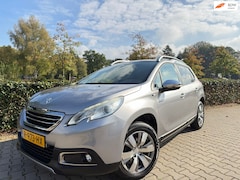 Peugeot 2008 - 1.2 PureTech Style Clima / Cruise / Navi-Multimedia / Isofix / Pdc / 16" Lm Velgen / Trekh