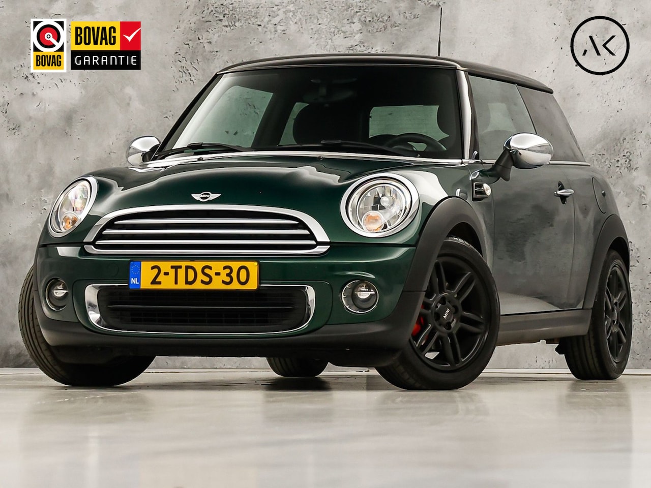 MINI 3-Deurs - 1.6 One Sport (NAVIGATIE, NAP, CLIMATE, STOELVERWARMING, LEDER, SPORTSTOELEN, GETINT GLAS, - AutoWereld.nl