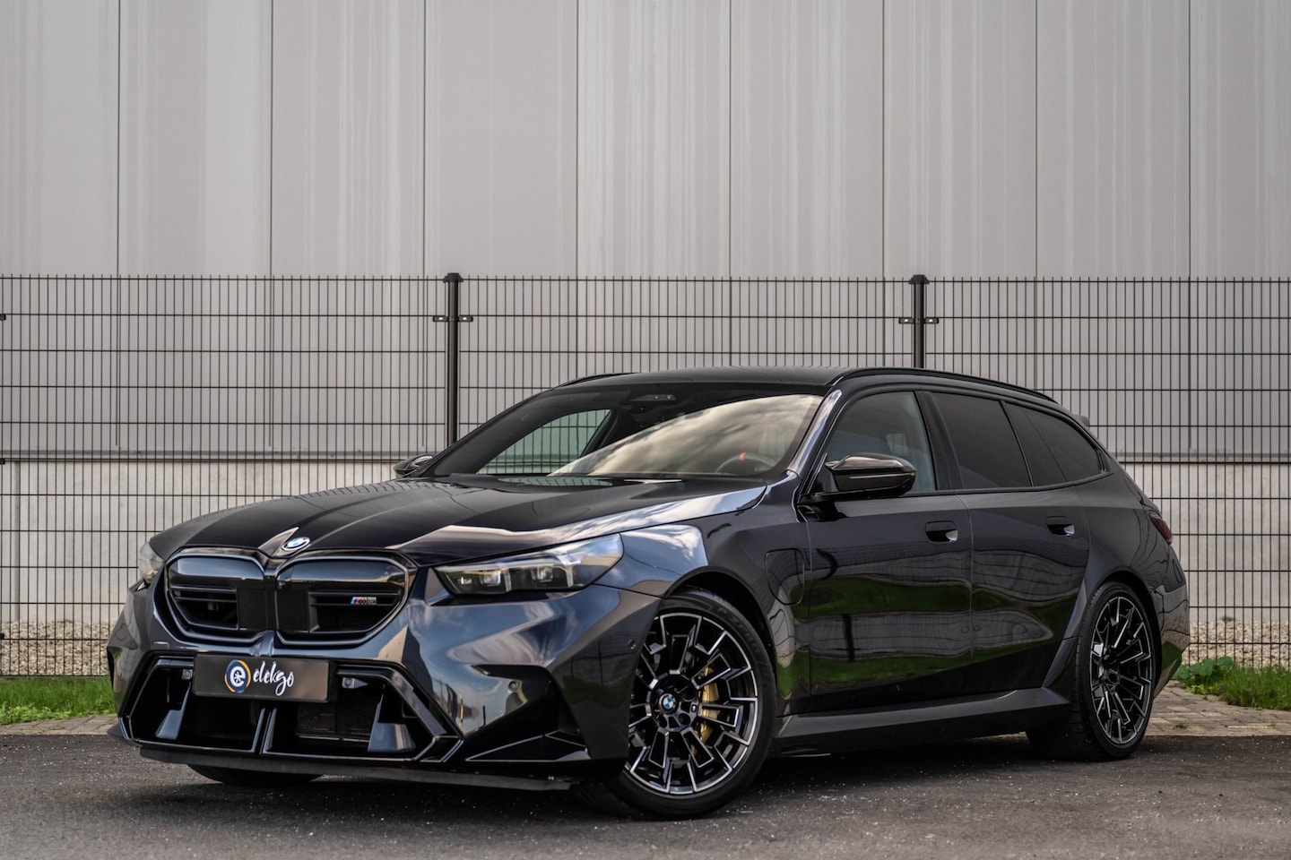 BMW M5 - Touring Keramisch|Ultimate|Carbon|Pano|B&W|Driving Assistant Prof| - AutoWereld.nl
