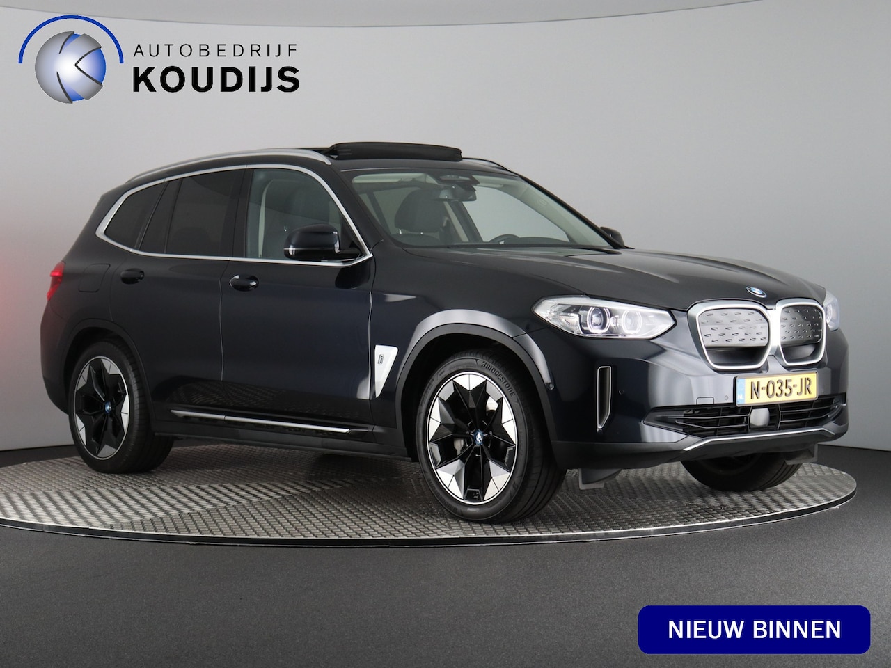 BMW iX3 - Executive 80 kWh Soh 99% (NL-Auto / Pano / Elek. trekhaak / Camera / ACC / Elek. stoelen + - AutoWereld.nl