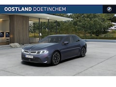 BMW i3 - 40 xDrive M Sport / Trekhaak / Multifunctionele Stoelen / PArking Assistant Plus / Stuurve