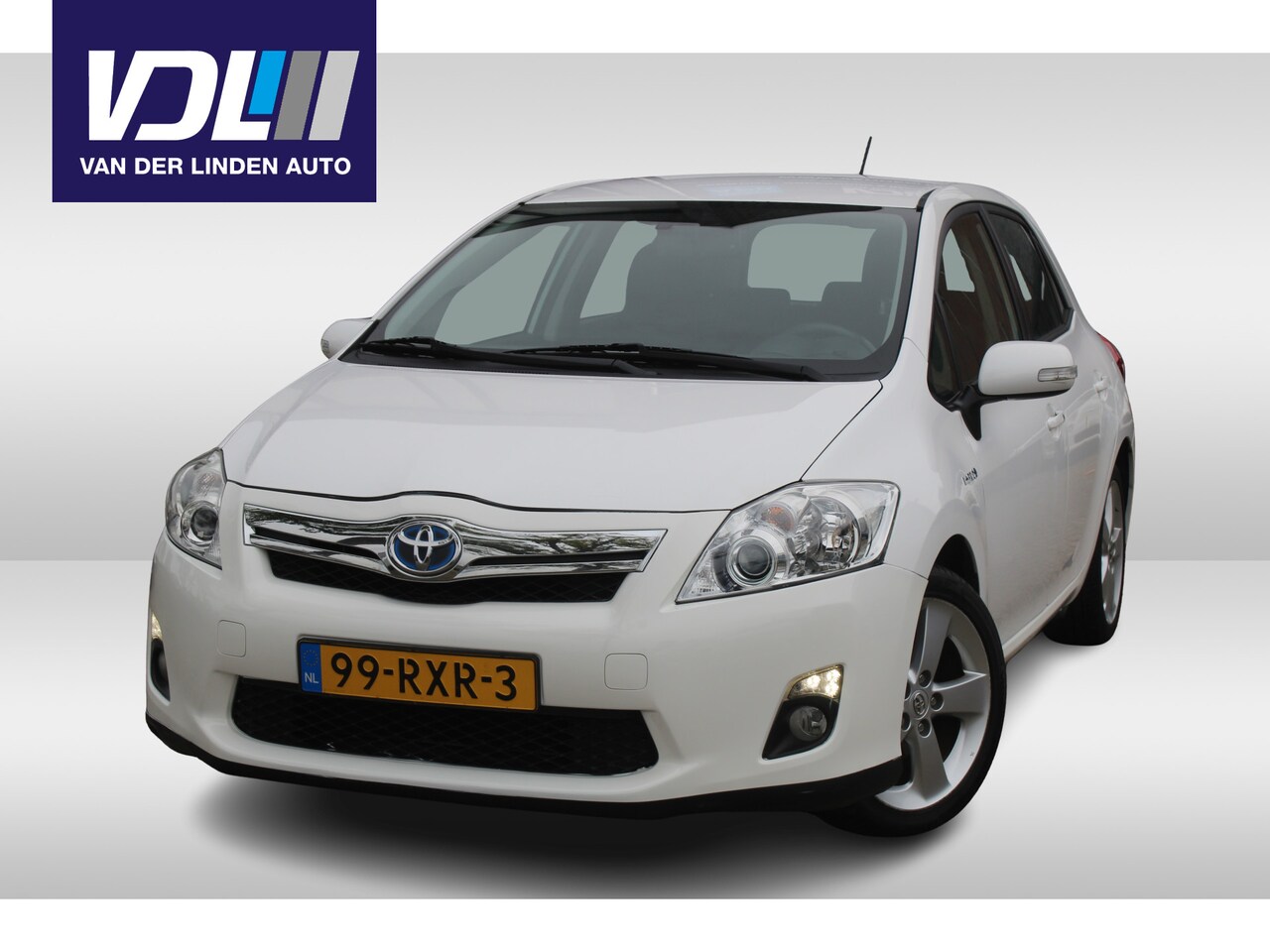 Toyota Auris - 1.8 Full Hybrid Dynamic Business l CRUISE CONTROLE l AUTOMAAT l  PDC ACHTER l CAMERA l CLI - AutoWereld.nl