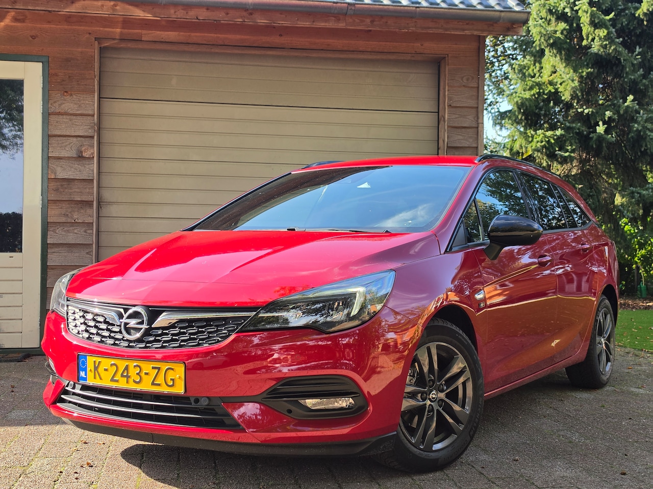 Opel Astra Sports Tourer - 1.2 Edition 2020 Turbo 110pk NAP Camera Navigatie LED 1e eig! - AutoWereld.nl