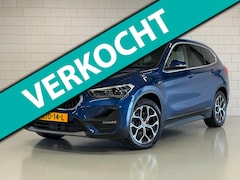BMW X1 - XDrive25e High Executive *WEEKAANBIEDING* | PANO | 1E EIG | DEALER | LEDER | CAMERA | NAVI