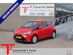 Toyota Aygo - 1.0 VVT-i x-play Automaat Nederlandse auto/Apple carplay/Achteruitrijcamera/Airco/DAB Radi