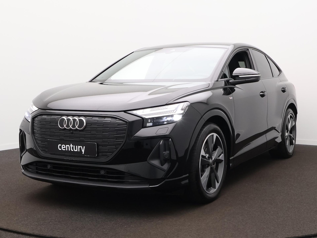 Audi Quattro - Q4 Sportback S edition performance 82 kWh | S-line | Adap. Cruise | Camera | Carplay | Sto - AutoWereld.nl
