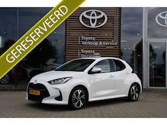 Toyota Yaris - 1.5 Hybrid 115 First Edition Limited Automaat 116pk | Parkeersensor voor en achter | Stuur
