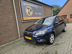 Ford Focus Wagon - 1.6 Comfort