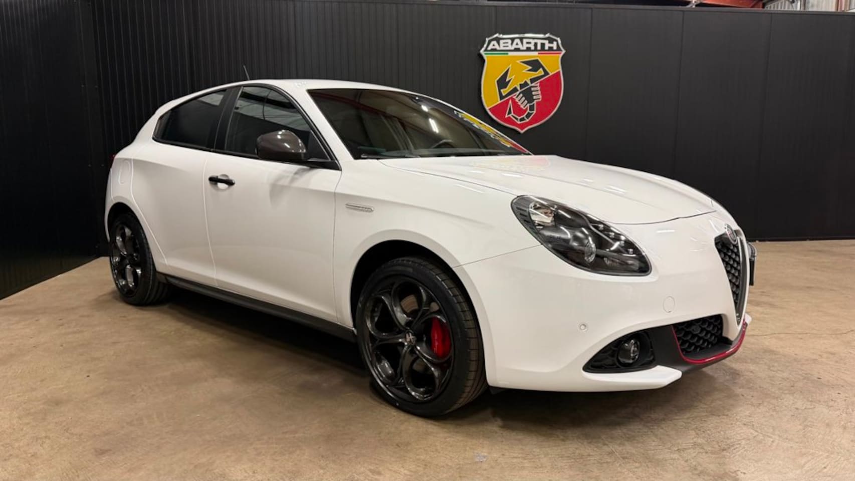 Alfa Romeo Giulietta - 1.4 Turbo Sport 1.4 Turbo Sport - AutoWereld.nl