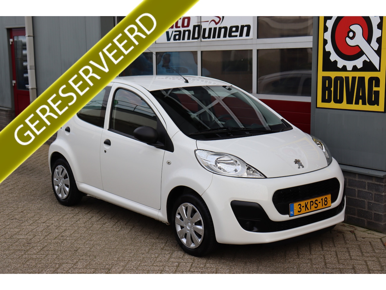 Peugeot 107 - 1.0 Access Accent O.a: Airco, Radio/CD, Rijklaar, Etc. All-in prijs! - AutoWereld.nl