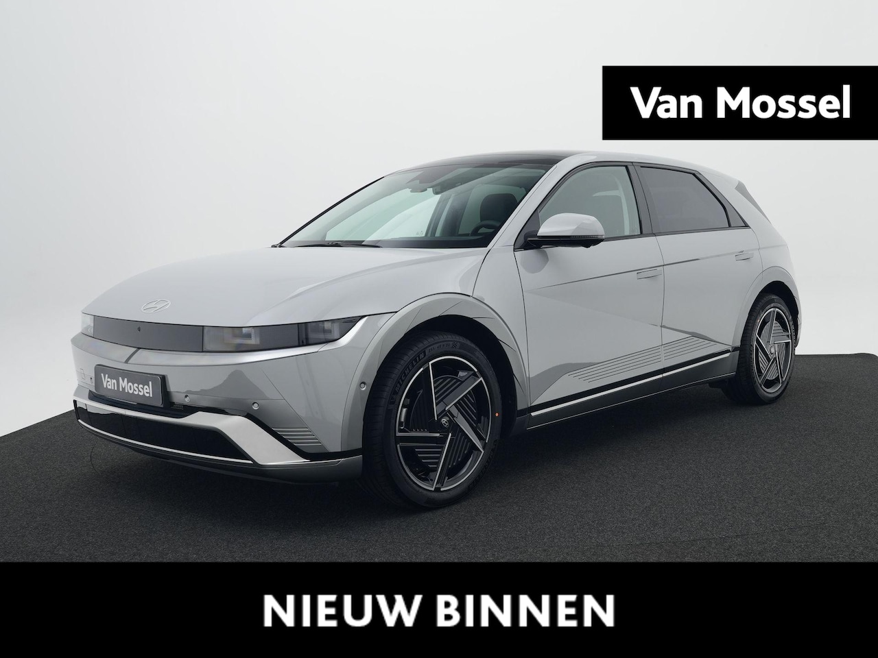 Hyundai IONIQ 5 - Long Range Lounge 84 kWh | Vision Panoramadak | Lederen bekleding | Elektrisch verstelbare - AutoWereld.nl