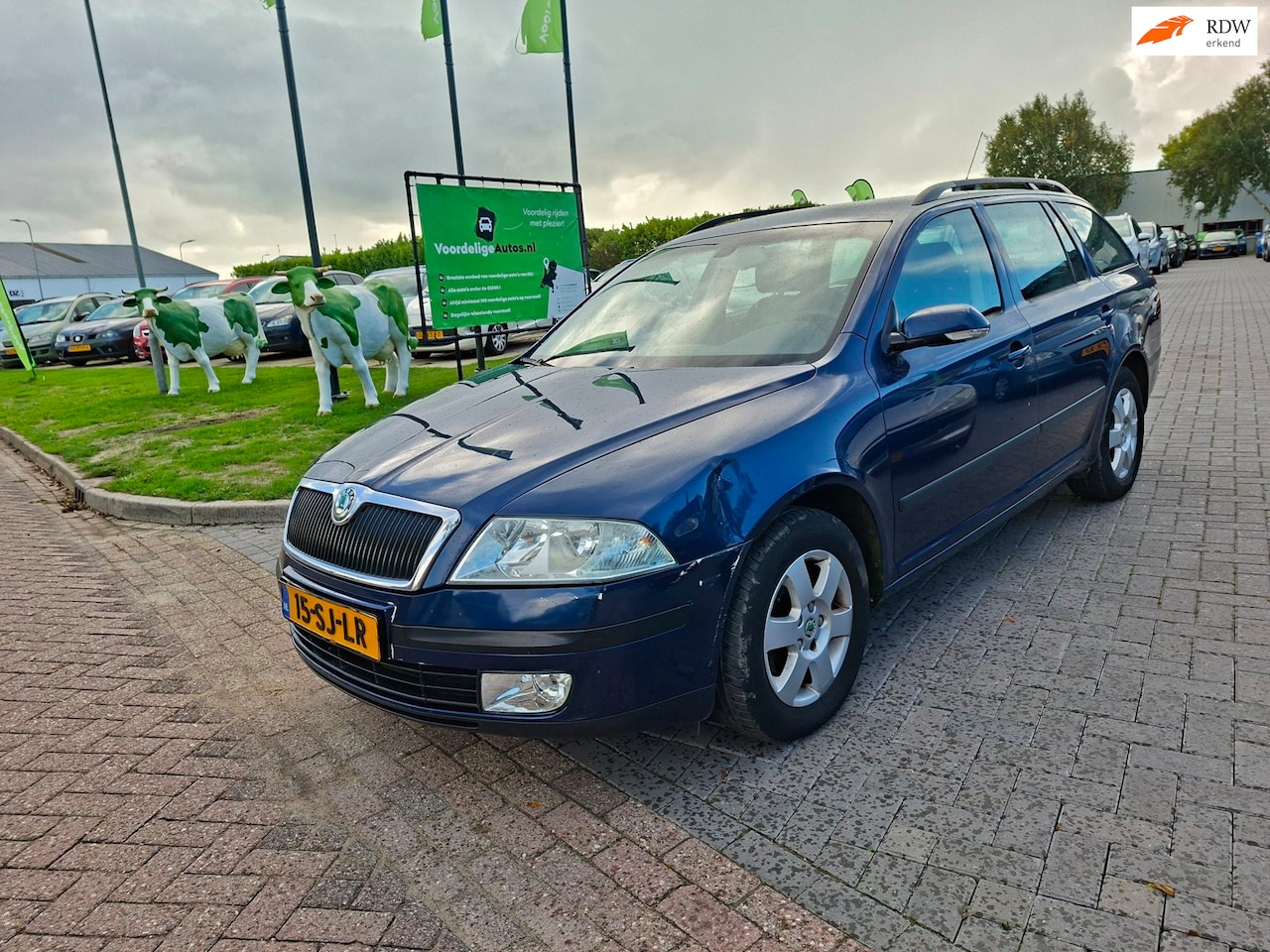 Skoda Octavia Combi - 1.6 Elegance / Goede auto / APK maart 2027 - AutoWereld.nl