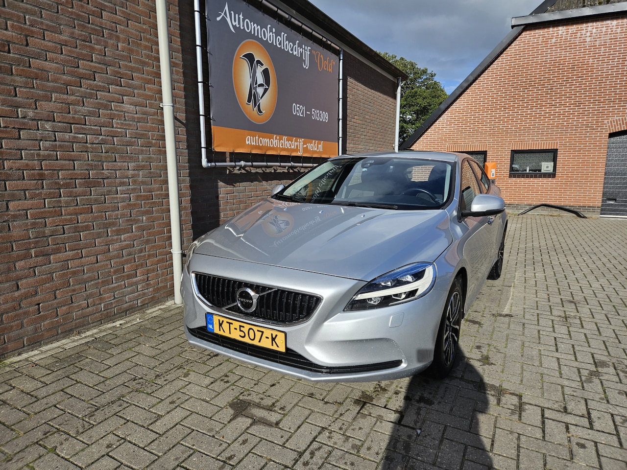 Volvo V40 - 2.0 D2 Nordic 2.0 D2 Nordic+ - AutoWereld.nl