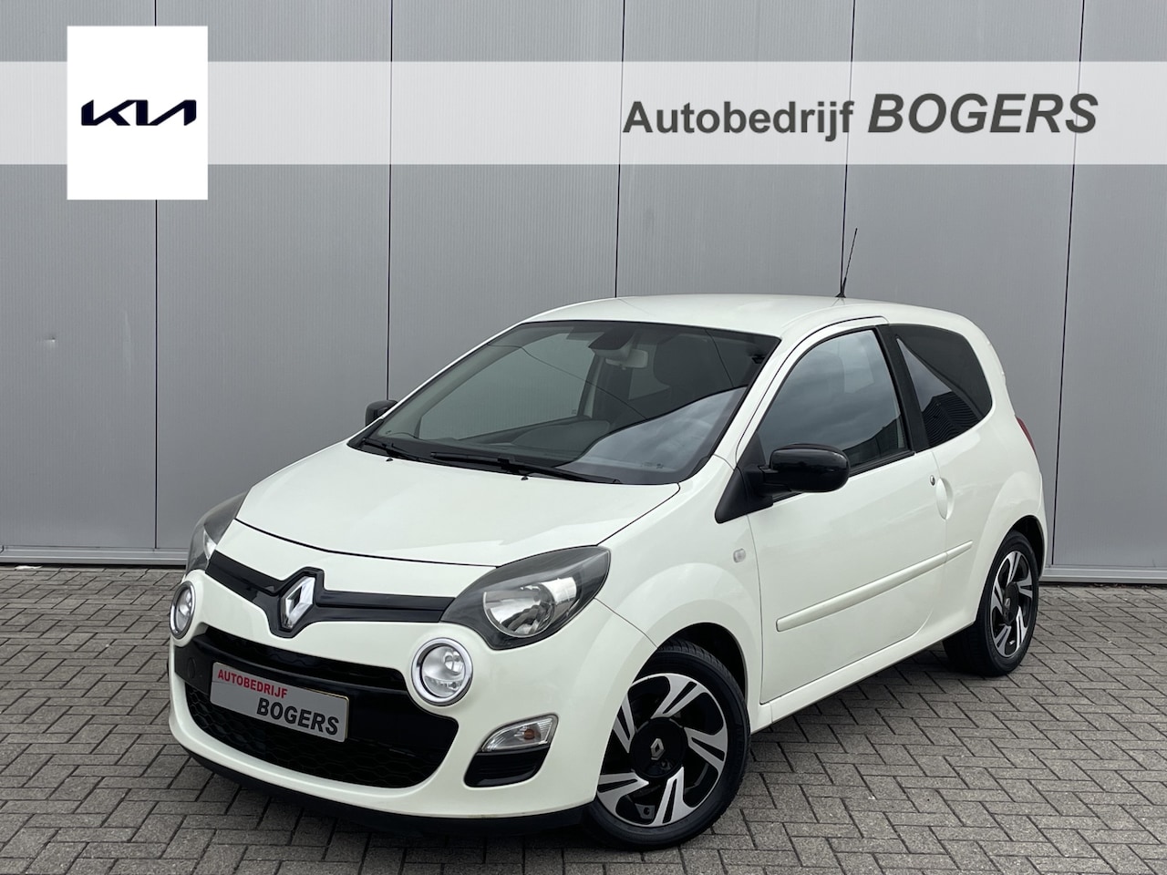 Renault Twingo - 1.2 16V Dynamique Climate Control, Cruise Control, Radio CD, 15"Lm - AutoWereld.nl