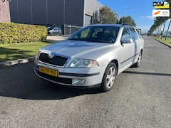 Skoda Octavia Combi - 1.6 Ambiente|Airco